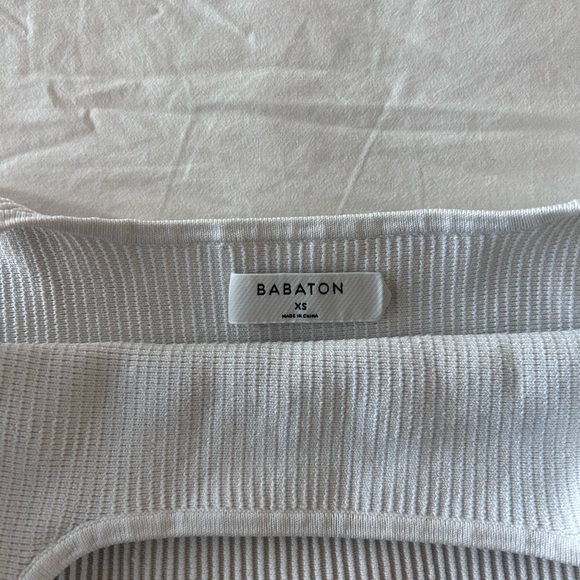 Aritzia & Babaton Sculpt Knit Squareneck Cropped Tank Size XS - Picture 3 of 3